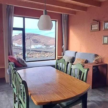 Palacio Eco Apartment Tinajo